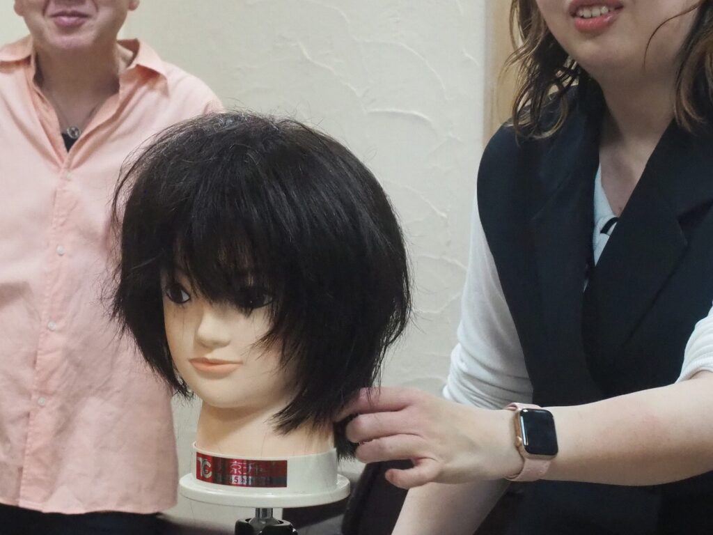 ストレートのウルフスタイル